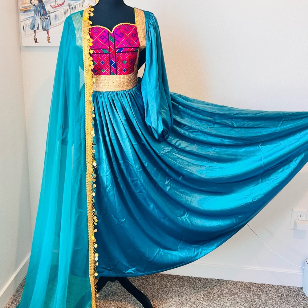 🦋Blue satin dress and hand design on the dress size M,S